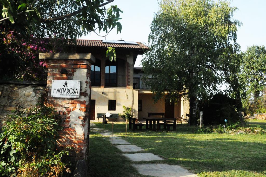 Willa Agriturismo Magnarosa Barge Zewnętrze zdjęcie