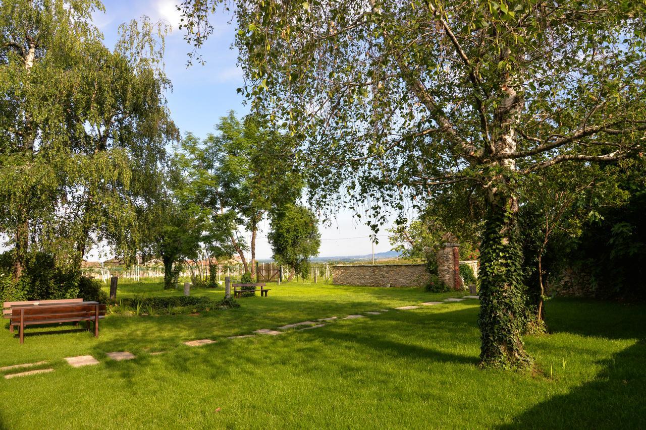 Willa Agriturismo Magnarosa Barge Zewnętrze zdjęcie